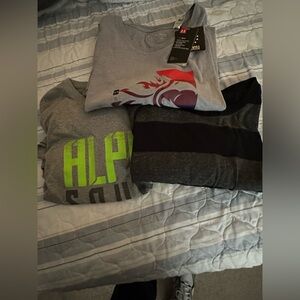 Under Armour loose-American Eagle & Under Armour Heat Gear Tees